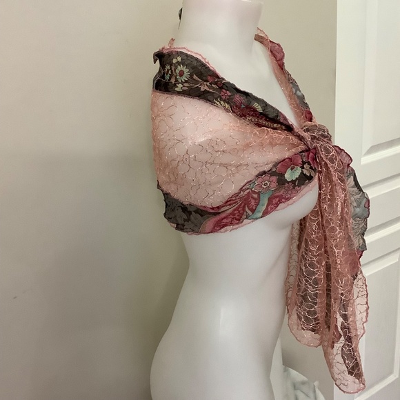 Pink Lace Fancy Scarf Excellent Condition - Picture 9 of 13